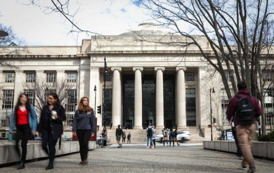 美國留學生選課時要注意什么