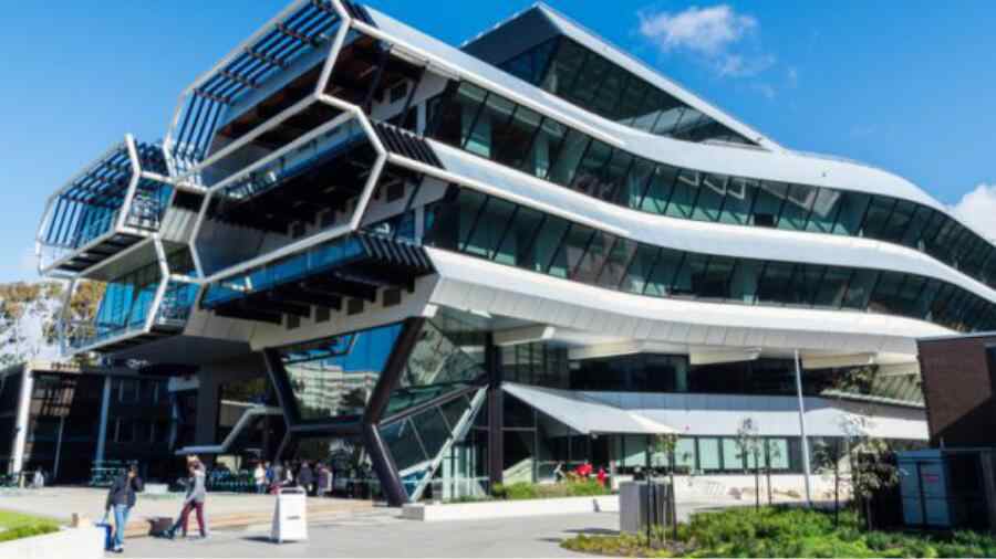 莫納什大學(xué)前置課補(bǔ)考掛科了怎么辦